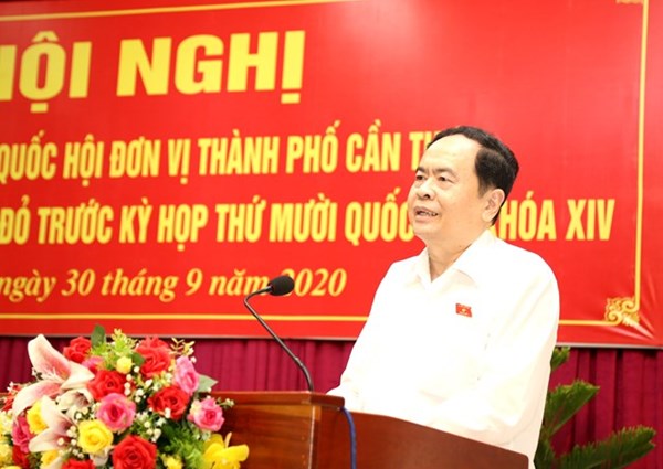Chủ tịch UBTƯ MTTQ Việt Nam Trần Thanh Mẫn tiếp xúc cử tri Cần Thơ