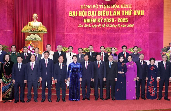 Chủ tịch Quốc hội Nguyễn Thị Kim Ngân dự Đại hội đại biểu Đảng bộ tỉnh Hòa Bình lần thứ XVII, nhiệm kỳ 2020 - 2025