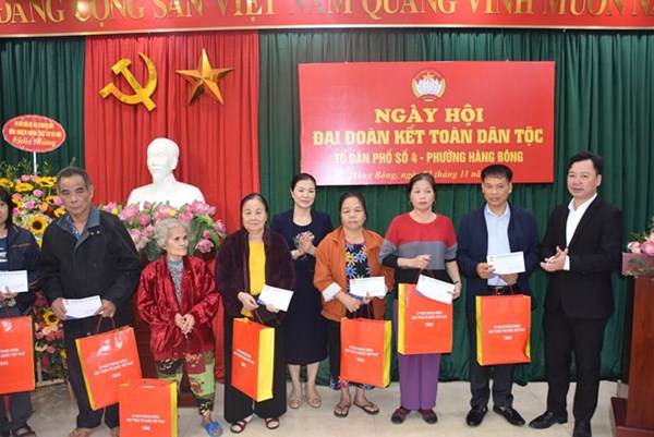 Ấm áp Ngày hội Đại đoàn kết