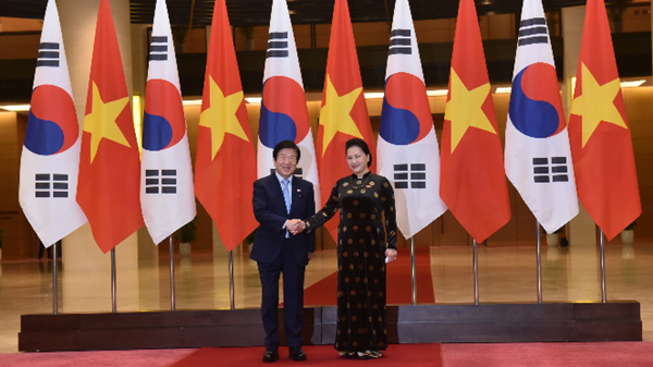 Chủ tịch Quốc hội Nguyễn Thị Kim Ngân đón, hội đàm với Chủ tịch Quốc hội Hàn Quốc  