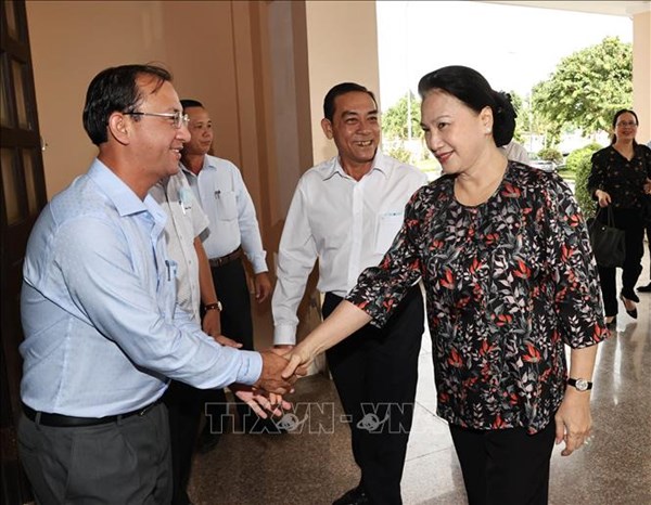 Chủ tịch Quốc hội Nguyễn Thị Kim Ngân tiếp xúc cử tri huyện Phong Điền, Cần Thơ 
