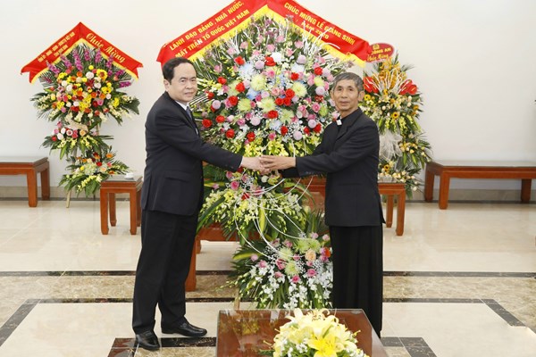 Chủ tịch Trần Thanh Mẫn chúc mừng giáng sinh tại Tòa Giám mục Giáo phận Phát Diệm