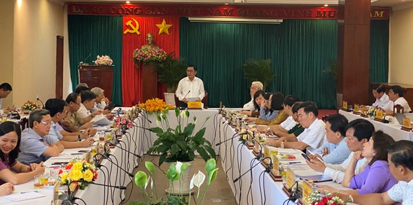 Chủ nhiệm Ủy ban Kiểm tra Trung ương Trần Cẩm Tú kiểm tra công tác chuẩn bị bầu cử tại tỉnh Bình Phước  