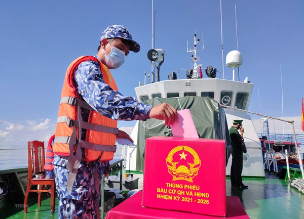 Bạc Liêu: Tổ chức bầu cử sớm trên biển cho lực lượng Biên phòng
