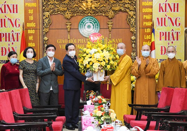 Phó Chủ tịch Thường trực Quốc hội Trần Thanh Mẫn chúc mừng Hội đồng Trị sự Trung ương Giáo hội Phật giáo Việt Nam 