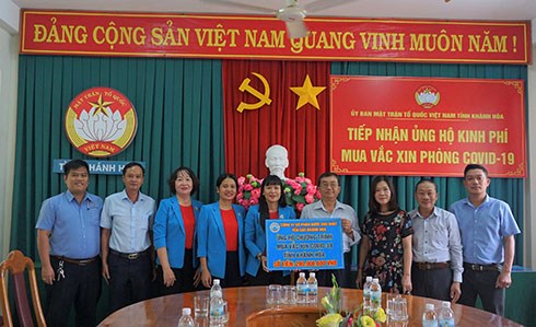 Mặt trận Khánh Hòa tiếp nhận ủng hộ mua vaccine 1,5 tỷ đồng 