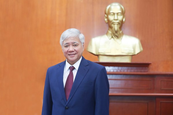 Chủ tịch UBTƯ MTTQ Việt Nam Đỗ Văn Chiến gửi thư chúc mừng nhân dịp Đại lễ Khai đạo của đồng bào Phật giáo Hòa Hảo