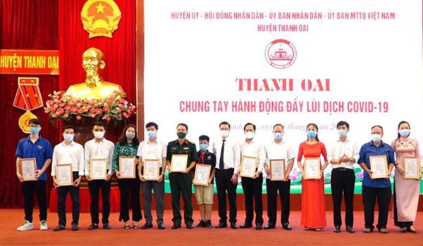 Huyện Thanh Oai, thành phố Hà Nội: Hơn 11 tỷ đồng ủng hộ Quỹ vắc xin phòng Covid-19