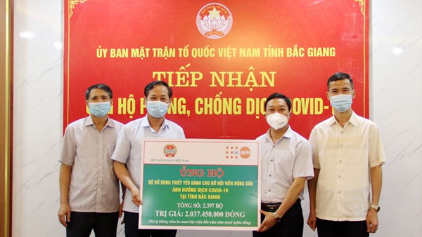Khánh Hòa, Quảng Ngãi, Bắc Giang: Tiếp nhận ủng hộ phòng, chống dịch Covid-19