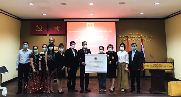 Cộng đồng người Việt Nam tại Thái Lan ủng hộ hơn 1 tỷ đồng cho Quỹ vaccine phòng Covid-19