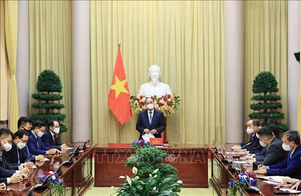 Chủ tịch nước Nguyễn Xuân Phúc gặp mặt Chủ tịch Hội người Hàn Quốc tại Việt Nam và một số tập đoàn lớn Hàn Quốc