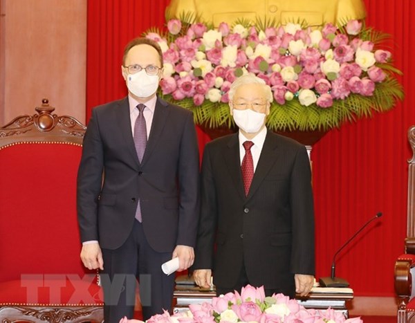 Tổng Bí thư Nguyễn Phú Trọng tiếp Đại sứ Liên bang Nga tại Việt Nam