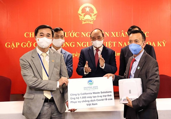 Chủ tịch nước Nguyễn Xuân Phúc gặp mặt kiều bào Việt Nam tại Hoa Kỳ 