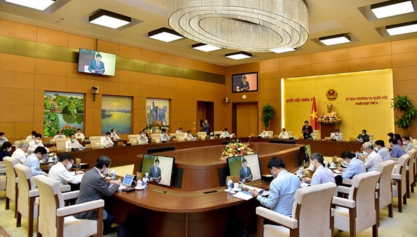 Khai mạc Phiên họp thứ tư của Ủy ban Thường vụ Quốc hội