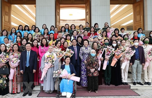 Thủ tướng Phạm Minh Chính: Còn nhiều việc phải làm để chị em phụ nữ có cuộc sống tốt đẹp hơn