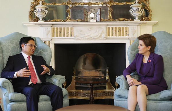 Thủ tướng Phạm Minh Chính nêu định hướng hợp tác trong hàng loạt lĩnh vực nhiều tiềm năng giữa Việt Nam - Scotland