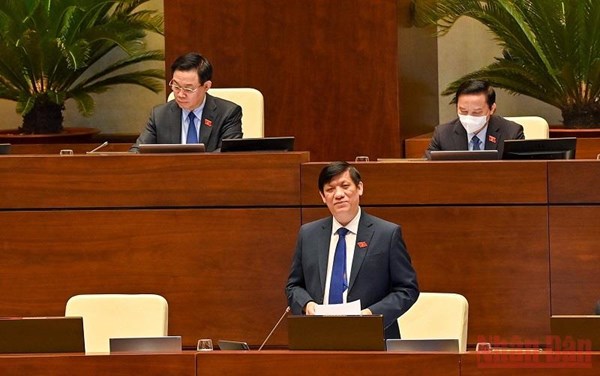  Bộ trưởng Bộ Y tế Nguyễn Thanh Long: Bộ Y tế nhận trách nhiệm về vấn đề vaccine; Không cách ly tập trung người đã tiêm vaccine đi cùng thang máy với F0