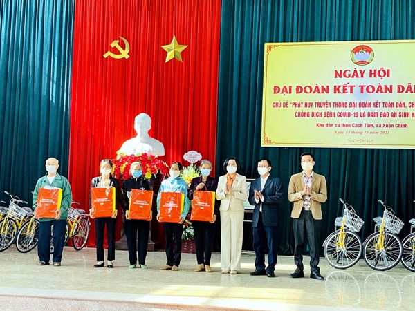 Ngày hội Đại đoàn kết toàn dân tộc tại xã Xuân Chính, huyện Kim Sơn, Ninh Bình 