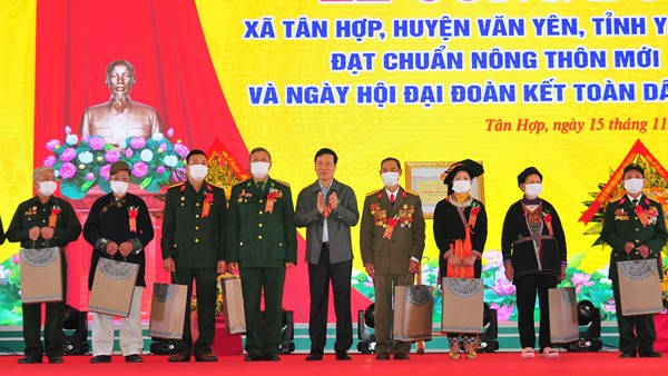 Thường trực Ban Bí thư Võ Văn Thưởng dự Ngày hội Đại đoàn kết toàn dân tộc tại Yên Bái