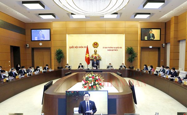 Khai mạc Phiên họp thứ Năm của Ủy ban Thường vụ Quốc hội  