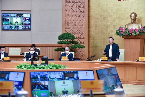 Thủ tướng chủ trì cuộc họp trực tuyến toàn quốc về công tác phòng, chống dịch