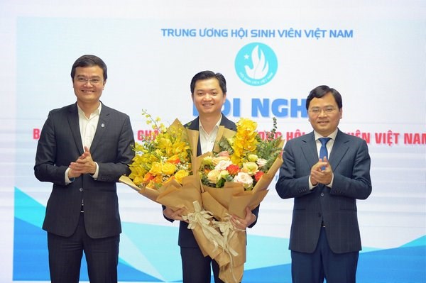 Đồng chí Nguyễn Minh Triết giữ chức Chủ tịch Trung ương Hội Sinh viên Việt Nam