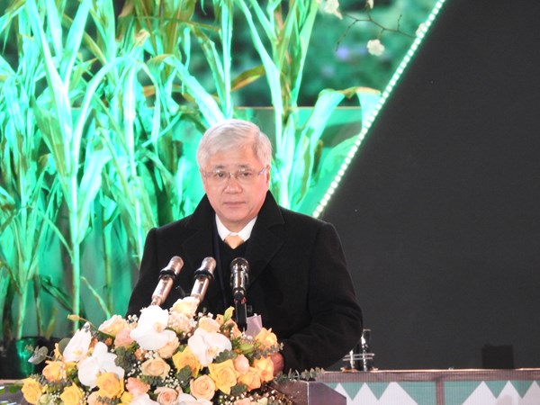 Chủ tịch Đỗ Văn Chiến dự Lễ khai mạc Ngày hội Văn hóa dân tộc Mông lần thứ III tại Lai Châu