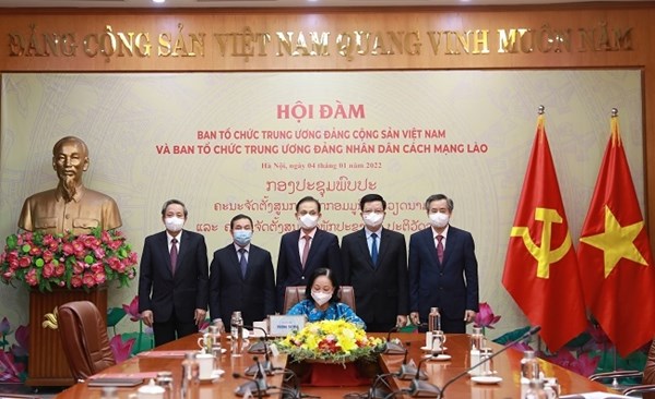 Việt Nam - Lào chia sẻ kinh nghiệm về công tác xây dựng Đảng 
