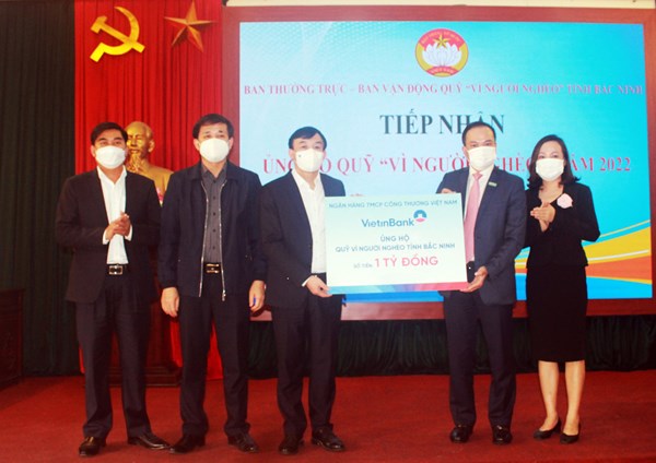 MTTQ tỉnh Bắc Ninh: Tiếp nhận số tiền 1 tỷ đồng ủng hộ cho Quỹ “Vì người nghèo”