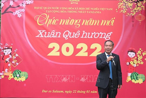 Người Việt tại Tanzania sum họp nhân ngày Tết 'Xuân quê hương 2022'