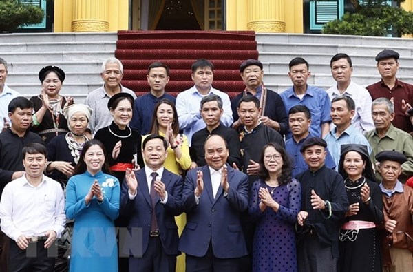 Chủ tịch nước gặp mặt Đoàn đại biểu đồng bào dân tộc thiểu số tỉnh Tuyên Quang 