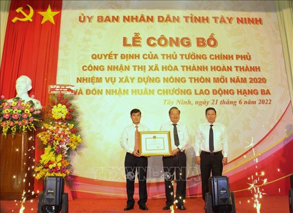 Tây Ninh: Công bố thị xã Hòa Thành hoàn thành nhiệm vụ xây dựng nông thôn mới 