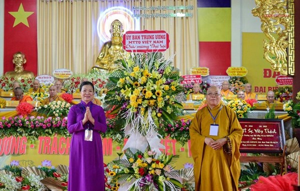 Phó Chủ tịch Trương Thị Ngọc Ánh dự Đại hội đại biểu Phật giáo tỉnh Kon Tum lần thứ VI nhiệm kỳ 2022-2027 