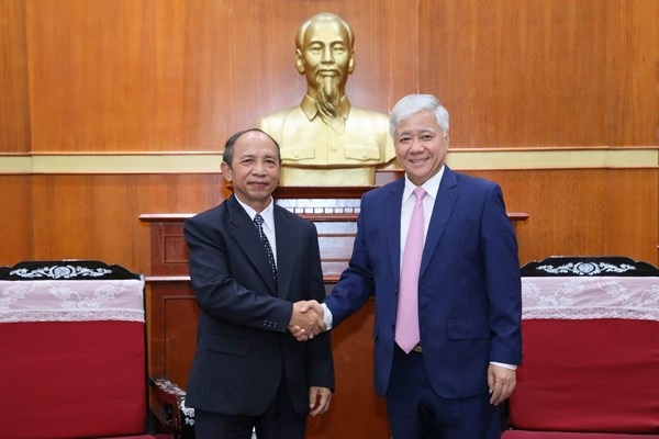 Củng cố vững chắc mối quan hệ hữu nghị vĩ đại, đoàn kết đặc biệt Việt Nam - Lào