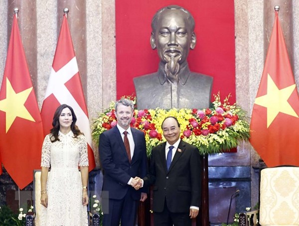 Chủ tịch nước Nguyễn Xuân Phúc tiếp Thái tử kế vị Đan Mạch 