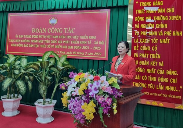 Phó Chủ tịch Trương Thị Ngọc Ánh kiểm tra việc triển khai Chương trình mục tiêu quốc gia tại tỉnh Trà Vinh