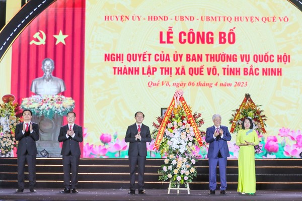 Chủ tịch Đỗ Văn Chiến dự Lễ công bố Nghị quyết thành lập thị xã Quế Võ, tỉnh Bắc Ninh