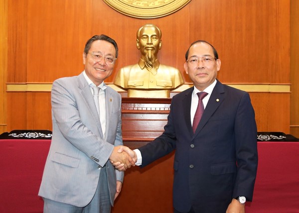 Phó Chủ tịch Hoàng Công Thủy tiếp Đoàn đại biểu Hội những người Hàn Quốc yêu Việt Nam