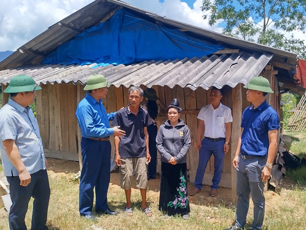 Sớm hoàn thiện nhà Đại đoàn kết cho hộ nghèo tỉnh Điện Biên