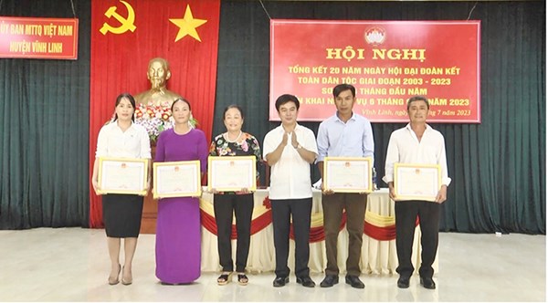 Lan tỏa tinh thần “Học tập và làm theo tư tưởng, đạo đức, phong cách Hồ Chí Minh” trong Ngày hội Đại đoàn kết toàn dân tộc ở Vĩnh Linh