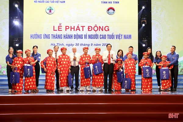 Chủ tịch Đỗ Văn Chiến dự Lễ phát động Tháng hành động vì người cao tuổi Việt Nam năm 2023