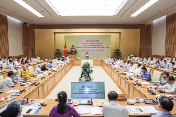 Hội nghị tổng kết và ký kết Nghị quyết liên tịch về công tác phối hợp giữa Chính phủ với Đoàn Chủ tịch UBTƯ MTTQ Việt Nam