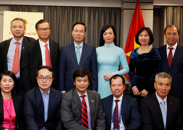 Chủ tịch nước gặp mặt lãnh đạo, cán bộ các cơ quan đại diện Việt Nam tại Hoa Kỳ