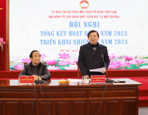 Phó Chủ tịch Nguyễn Hữu Dũng dự Hội nghị tổng kết hoạt động năm 2023 của Hội đồng Tư vấn Khoa học, Giáo dục và Môi trường