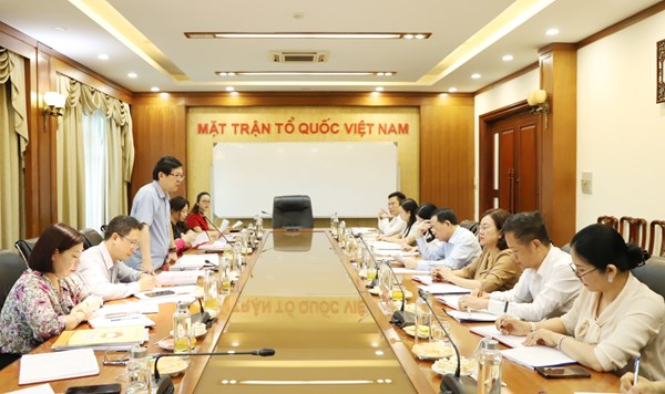 Phó Chủ tịch Nguyễn Hữu Dũng cho ý kiến vào nội dung Đại hội đại biểu MTTQ Việt Nam tỉnh Thanh Hóa lần thứ XV, nhiệm kỳ 2024- 2029