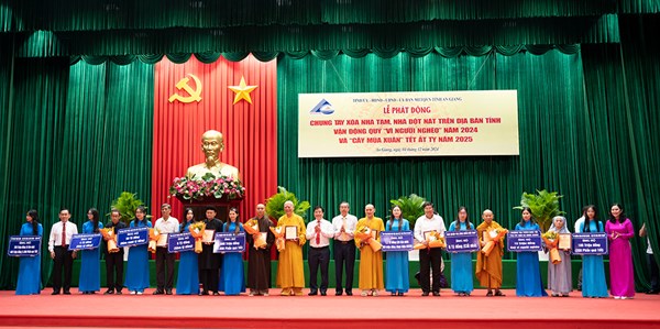 An Giang: Huy động nguồn lực để sớm hoàn thành xóa nhà tạm, nhà dột nát