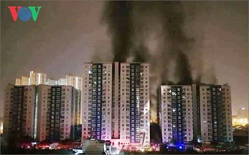 Cháy chung cư Carina khiến 13 người chết: Sự dễ dãi chết người!