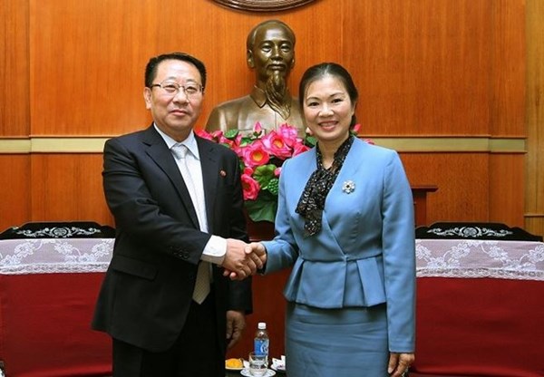 Phó Chủ tịch Trương Thị Ngọc Ánh tiếp Đại sứ Triều Tiên
