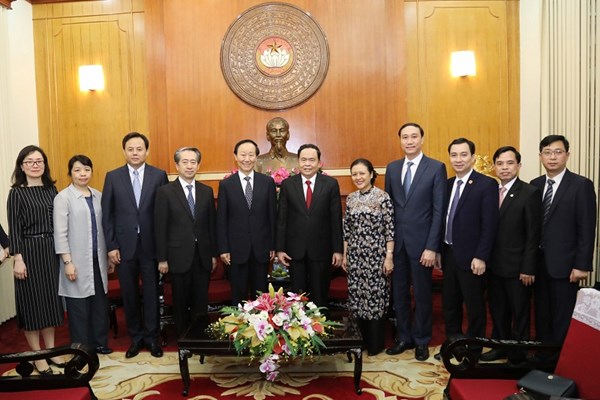 Thắt chặt tình hữu nghị giữa nhân dân hai nước Việt Nam - Trung Quốc