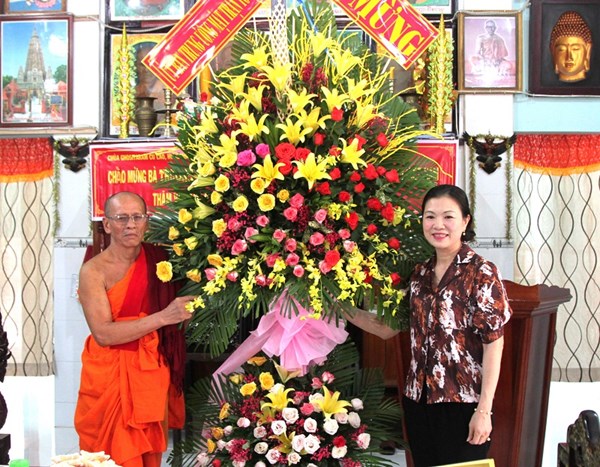 Phó Chủ tịch Trương Thị Ngọc Ánh chúc Tết Chôl Chnăm Thmây tại Bạc Liêu